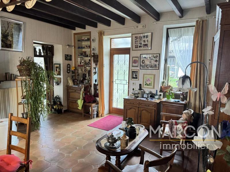 Maison - 175 m² - 10 pièces