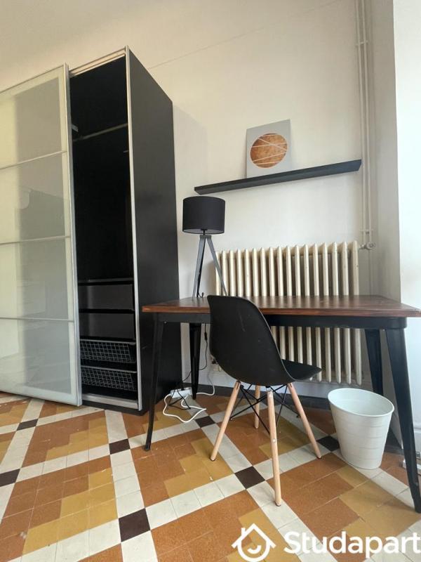 Chambre - 14 m² - 1 pièce