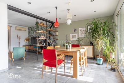 Villa - 130 m² - 6 pièces