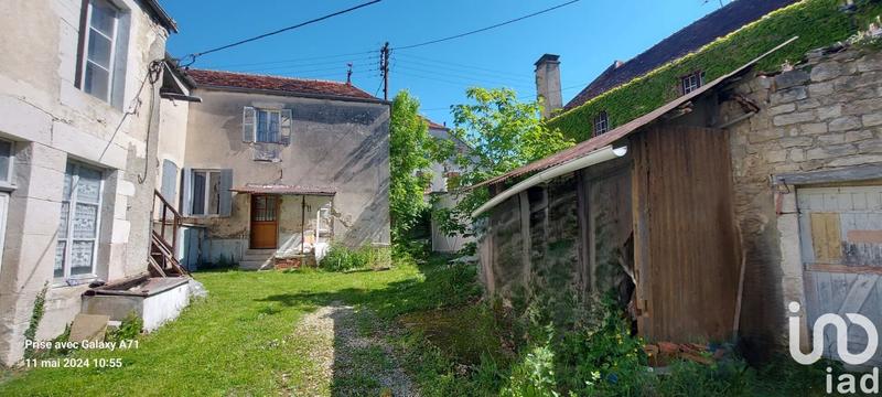 Maison - 335 m² - 12 pièces