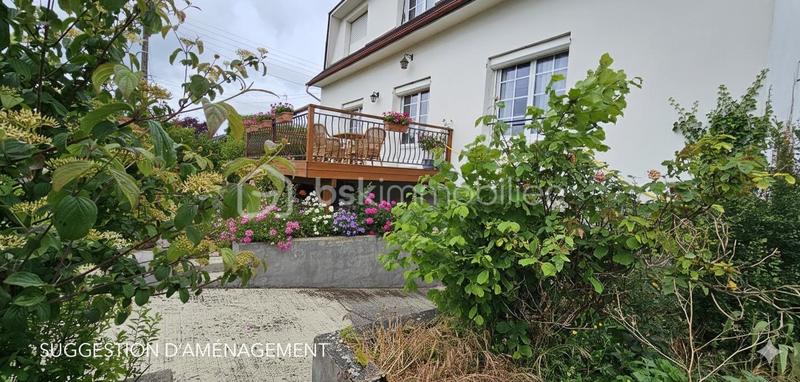 Maison - 147 m² - 7 pièces