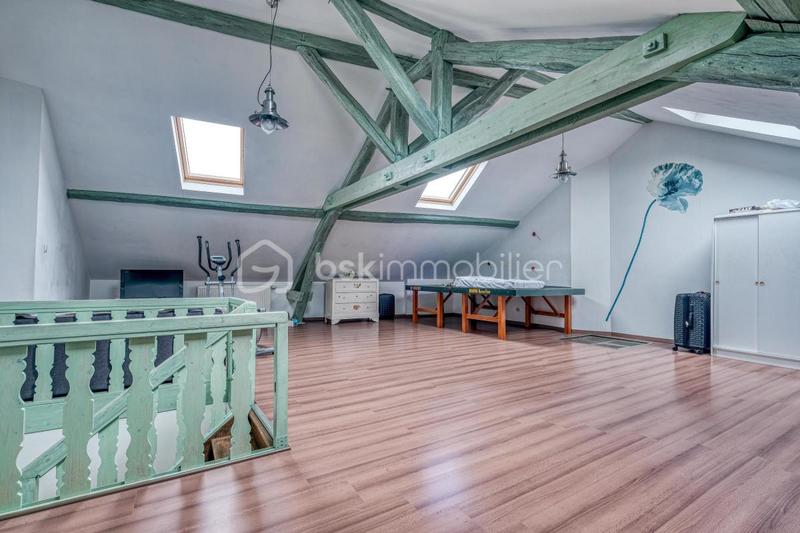 Demeure - 171 m² - 6 pièces