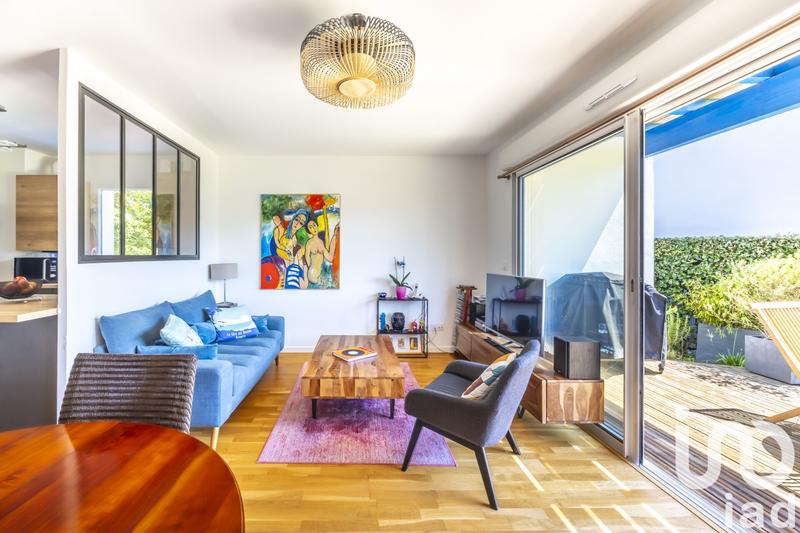 Maison - 93 m² - 5 pièces