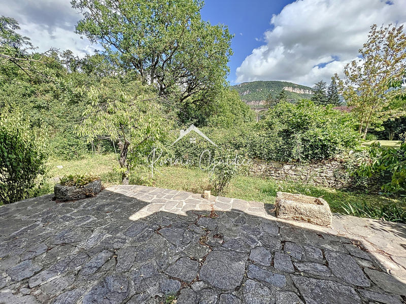 Maison - 175 m² - 8 pièces