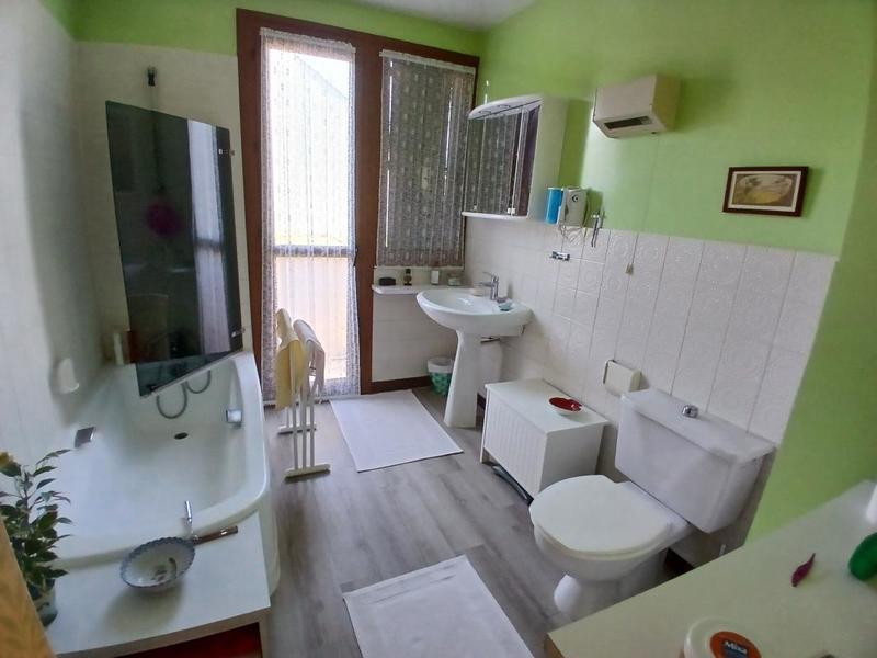 Maison - 186 m² - 7 pièces