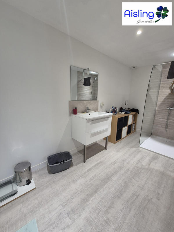 Maison ancienne - 175 m² - 6 pièces