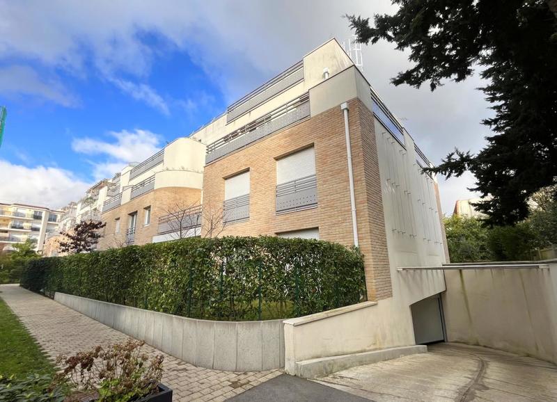 Duplex - 81 m² - 4 pièces