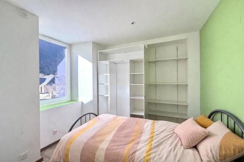 Maison - 175 m² - 8 pièces