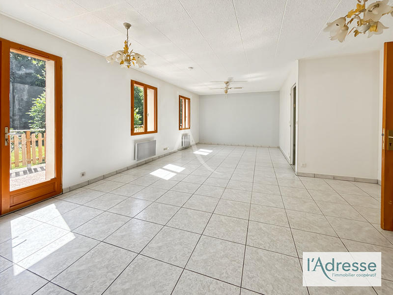 Maison - 142 m² - 7 pièces