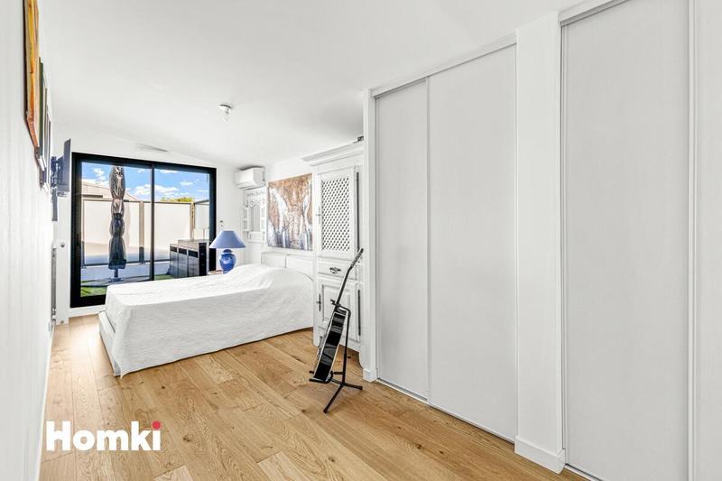 Appartement - 96 m² - 4 pièces