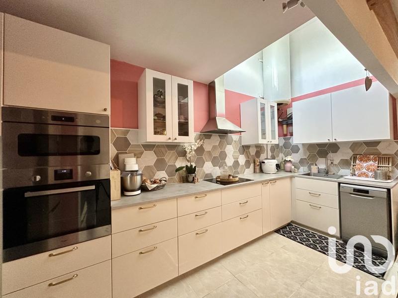 Appartement - 93 m² - 4 pièces