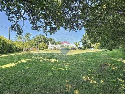 Propriété - 156 m² - 8 pièces