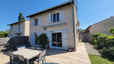 Maison - 108 m² - 5 pièces