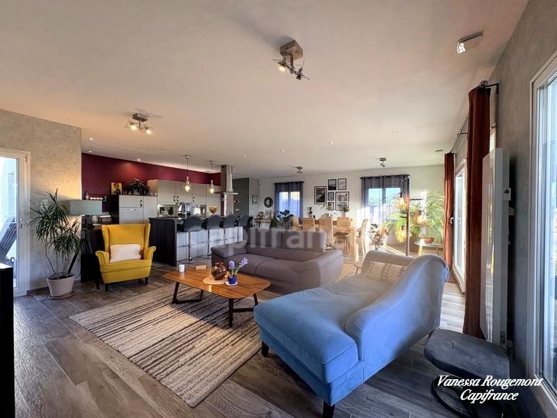 Maison - 168 m² - 6 pièces