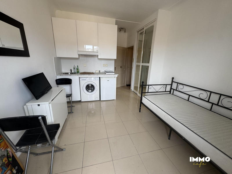 Appartement - 15 m² - 1 pièce