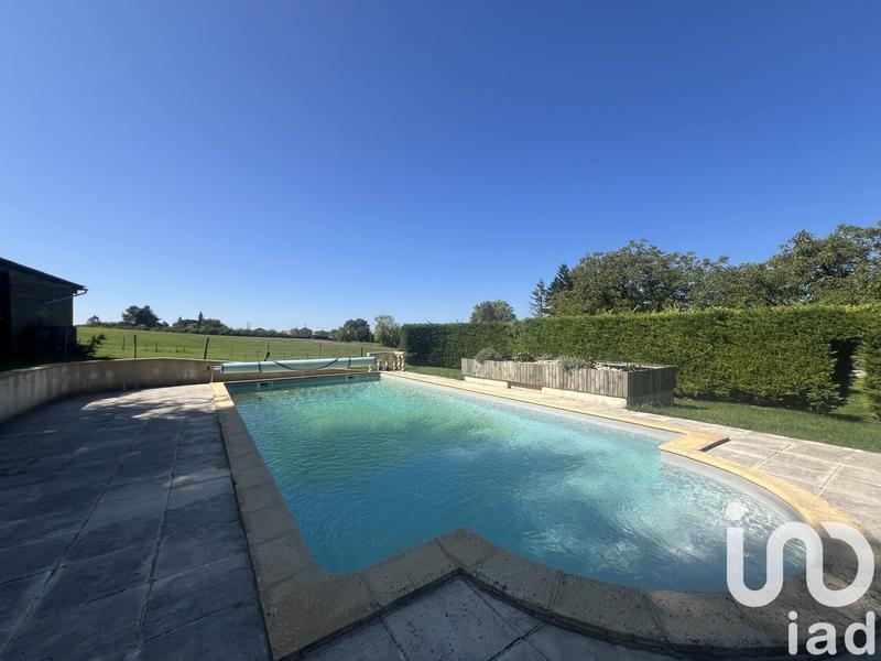 Maison - 357 m² - 11 pièces