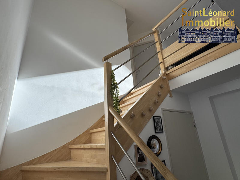 Maison - 95 m² - 4 pièces