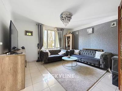 Appartement - 67 m² - 4 pièces