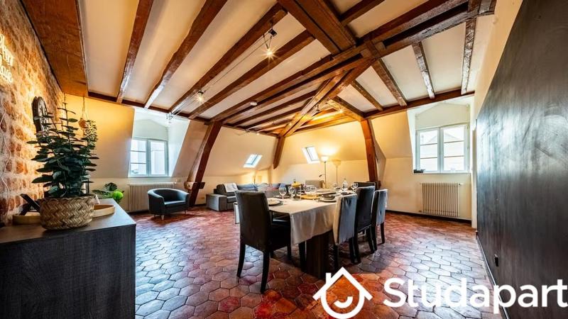 Appartement - 115 m² - 6 pièces