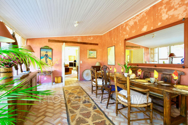 Maison de village - 400 m² - 11 pièces