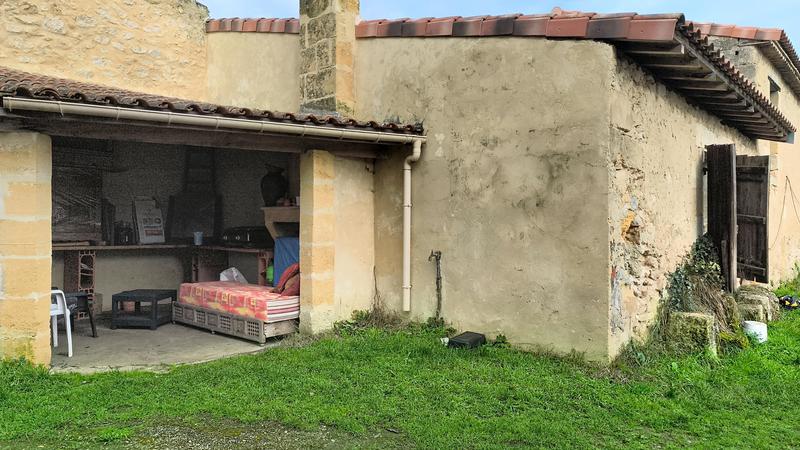 Grange - 240 m² - 3 pièces