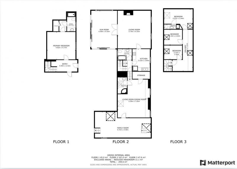Propriété - 240 m² - 8 pièces