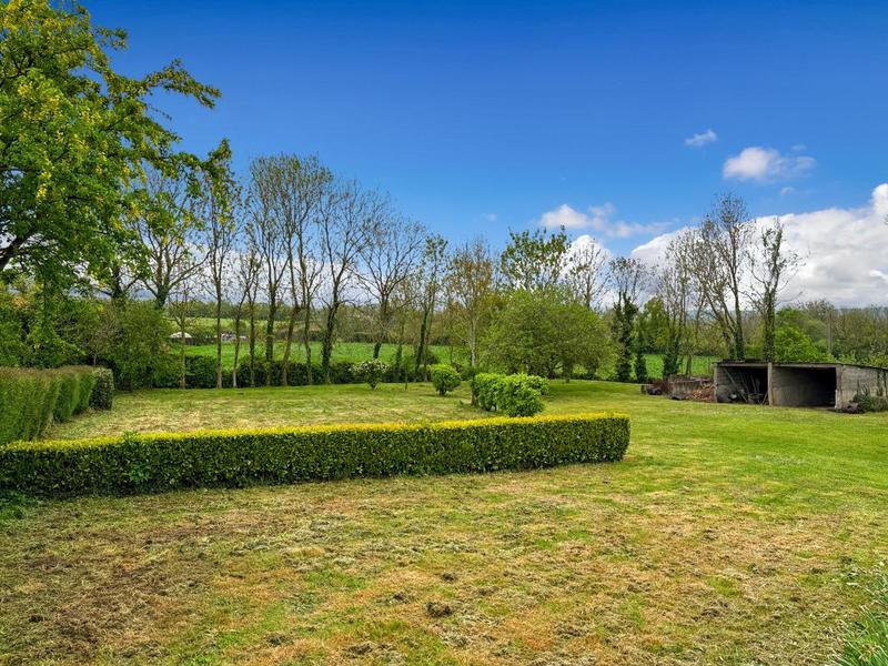 Maison - 215 m² - 6 pièces