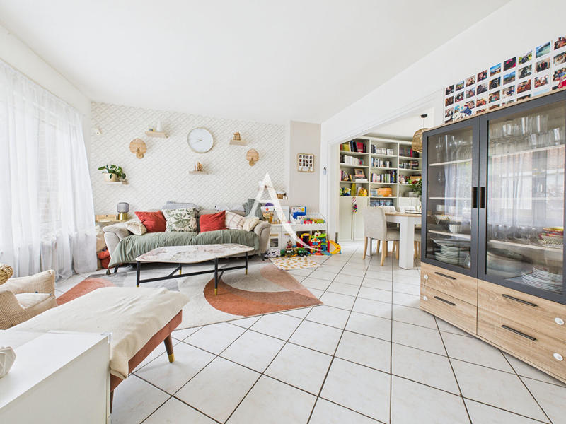 Maison - 75 m² - 4 pièces