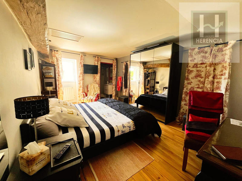 Maison ancienne - 170 m² - 6 pièces