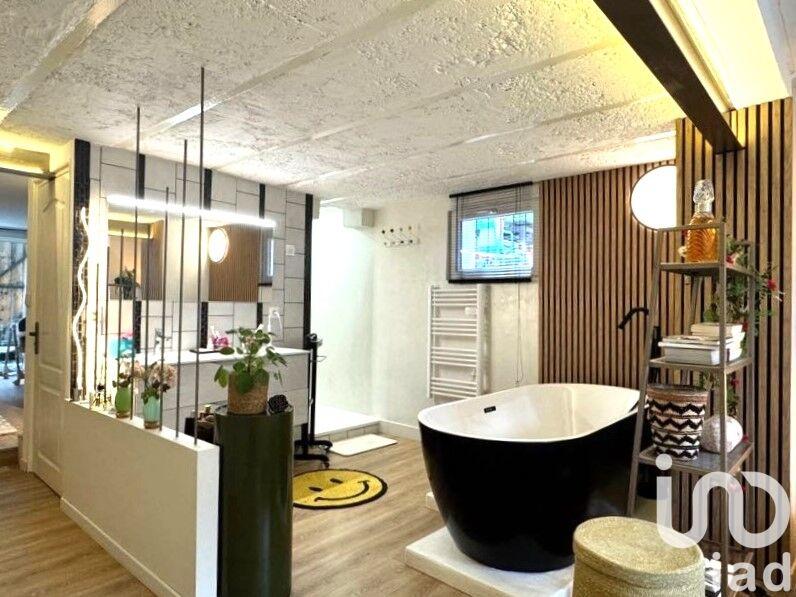 Maison - 102 m² - 3 pièces