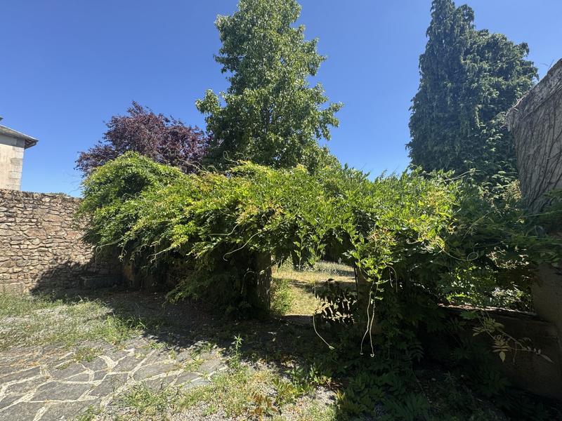 Maison - 197 m² - 8 pièces