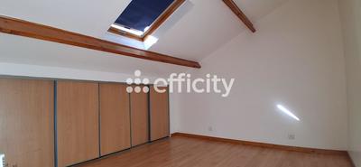 Maison - 83 m² - 5 pièces