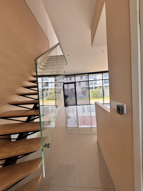 Maison - 156 m² - 5 pièces