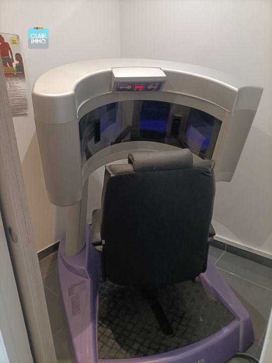 Fonds de commerce - Local commercial - 90 m²