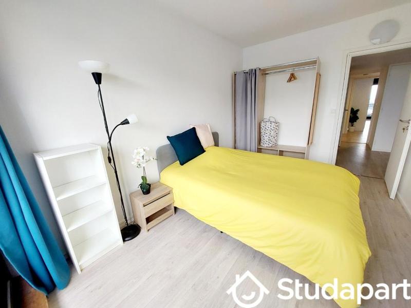 Chambre - 10 m² - 1 pièce