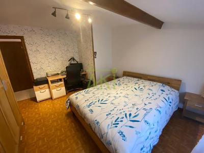 Maison - 143 m² - 5 pièces