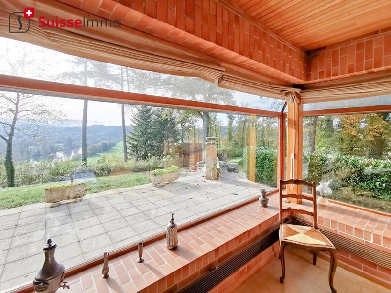 Pavillon - 261 m² - 11 pièces