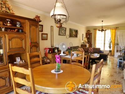 Maison - 98 m² - 4 pièces