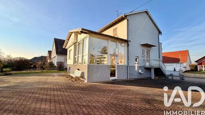 Maison - 121 m² - 5 pièces