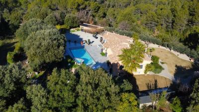 Villa - 161 m² - 5 pièces