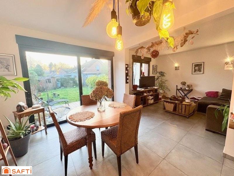 Maison - 98 m² - 6 pièces