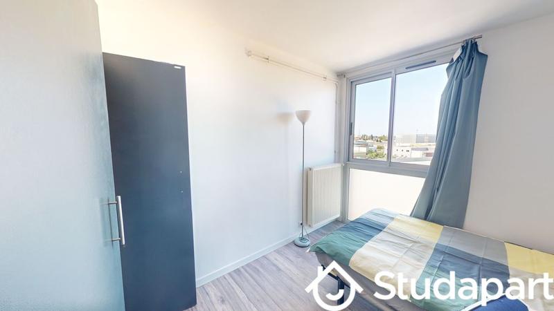 Chambre - 69 m² - 1 pièce