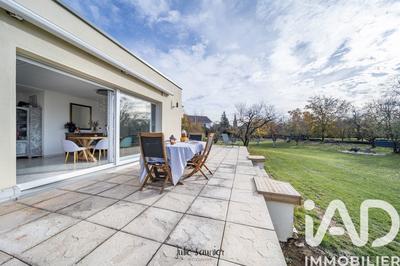 Maison - 190 m² - 9 pièces