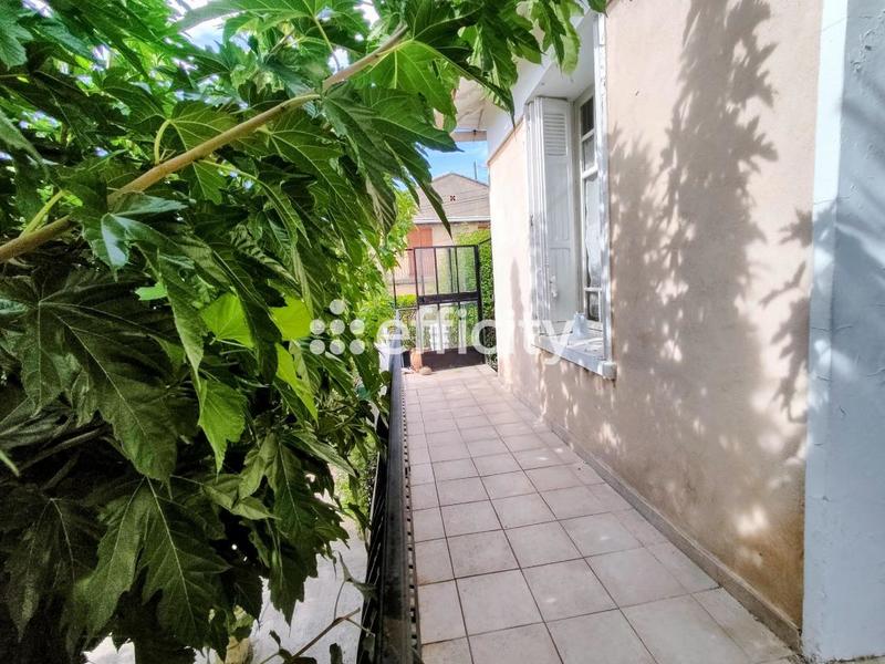 Maison de ville - 122 m² - 6 pièces