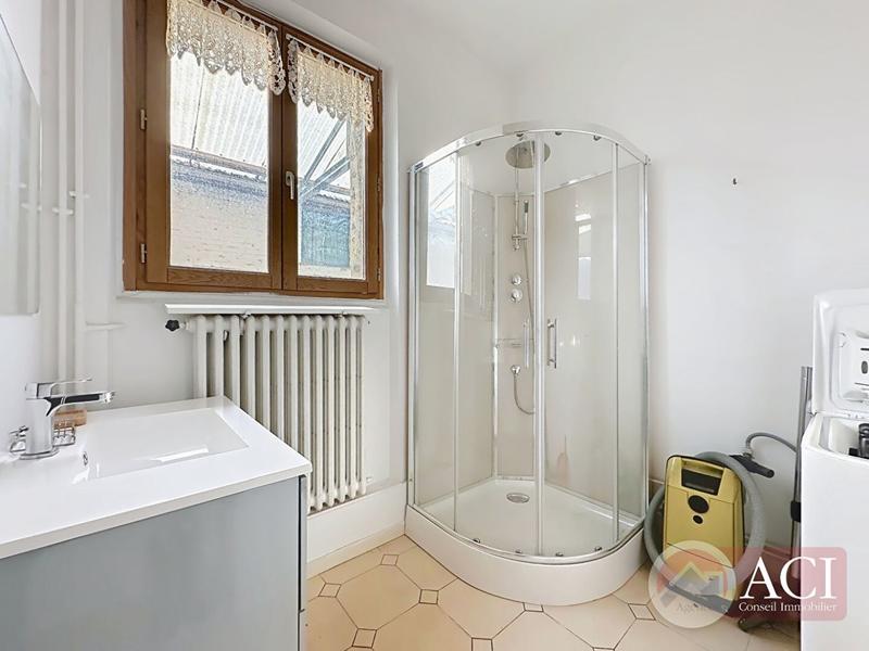 Maison - 174 m² - 7 pièces