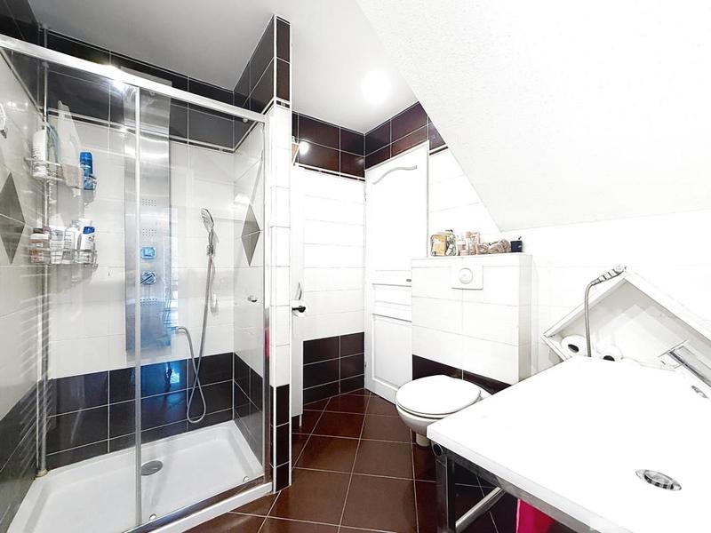 Maison - 140 m² - 6 pièces