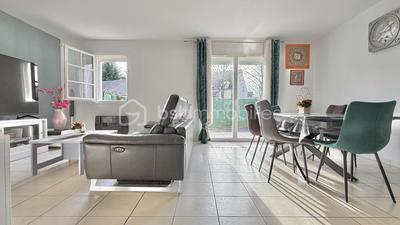 Maison - 84 m² - 4 pièces