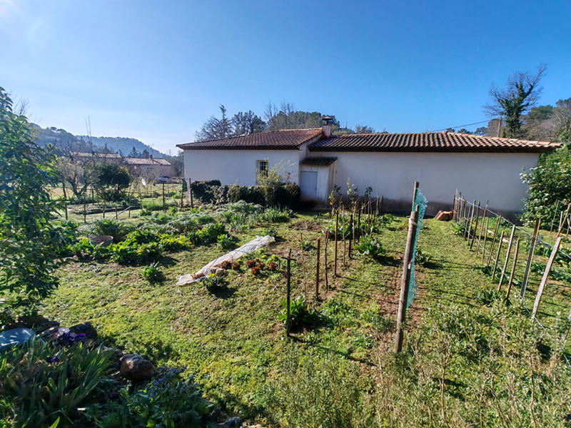 Maison - 179 m² - 5 pièces