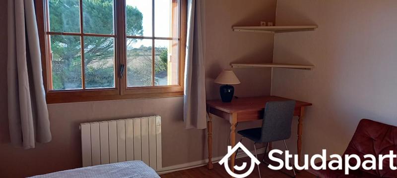 Chambre - 14 m² - 1 pièce