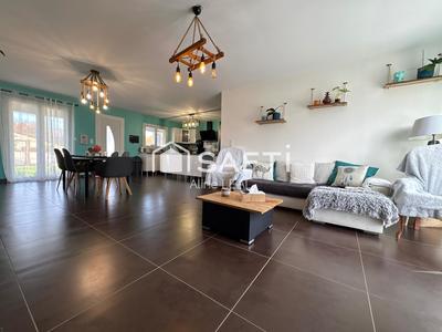 Maison - 103 m² - 5 pièces